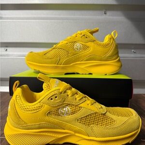 ZUMBA Train 2.O Low Top Shoes Trainers Fitness Sneakers Dance Yellow